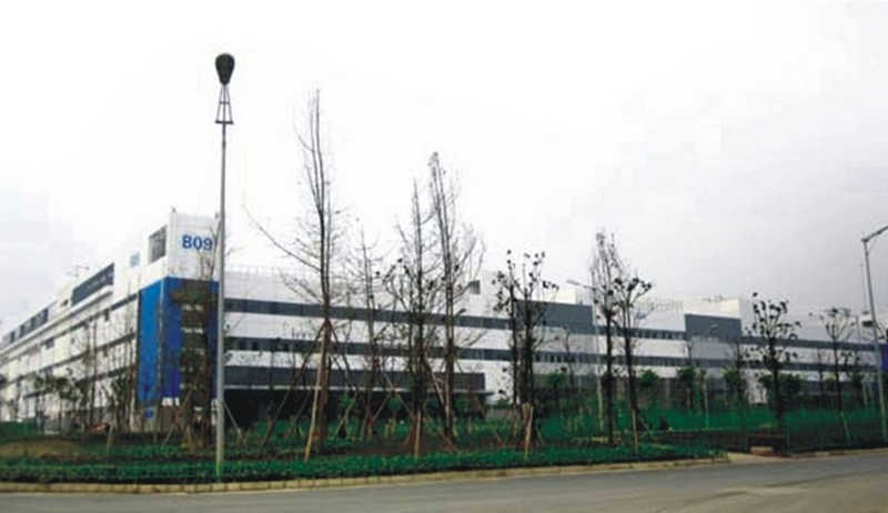 72-ChengduFoxconnBase-l.jpg